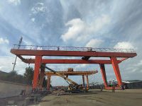 門式起重機(jī)